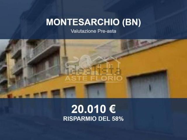 Locali o capannoni in vendita di 62 m² in Via San Martino, 109