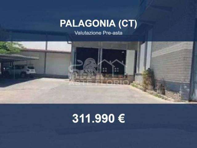 Locali o capannoni in vendita di 642 m² in Via Palermo