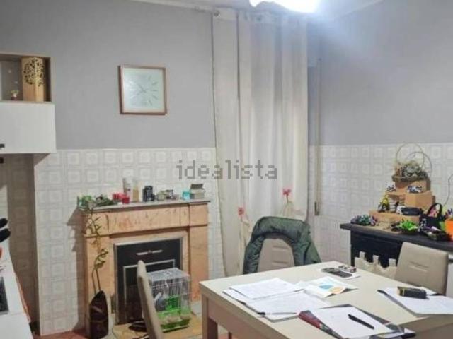 Locali o capannoni in vendita di 64 m² in Via Roma, 142