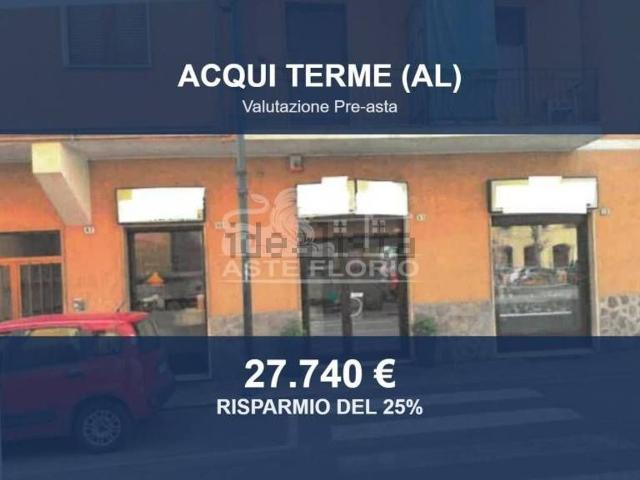 Locali o capannoni in vendita di 65 m² in Via Crenna, 17