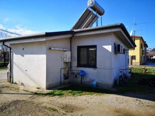 Locali o capannoni in vendita di 68 m² in Via Costantino Caminada, 143