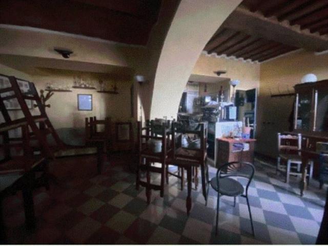 Locali o capannoni in vendita di 73 m² in Via Belvedere Guido Santini
