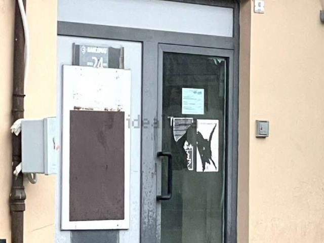 Locali o capannoni in vendita di 70 m² in Piazza Giacomo Matteotti