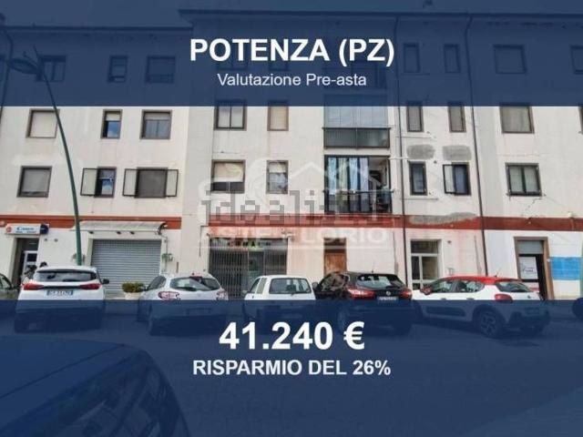 Locali o capannoni in vendita di 71 m² in Via Raffaele Danzi, 17