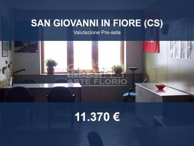 Locali o capannoni in vendita di 72 m² in Località Lorica