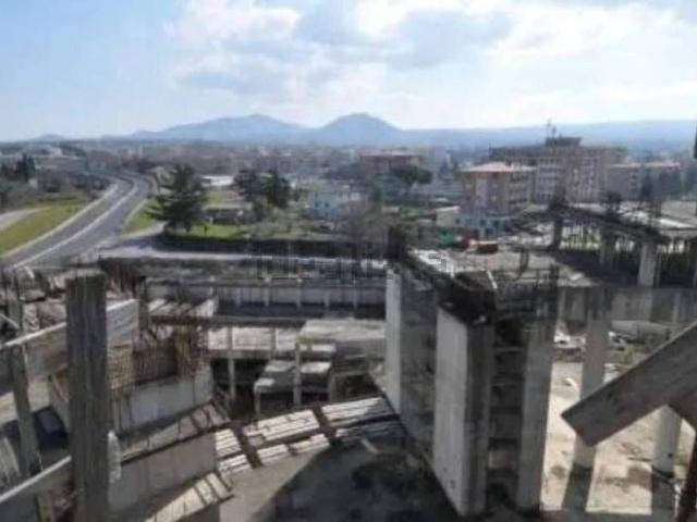 Locali o capannoni in vendita di 73254 m² in Via Falcone e Borsellino