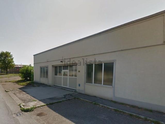 Locali o capannoni in vendita di 75 m² in Via Elettricità, 32