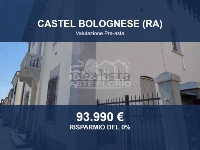Locali o capannoni in vendita di 78 m² in Via Emilia Interna, 169