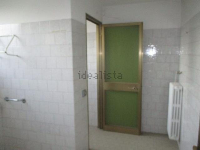 Locali o capannoni in vendita di 800 m²
