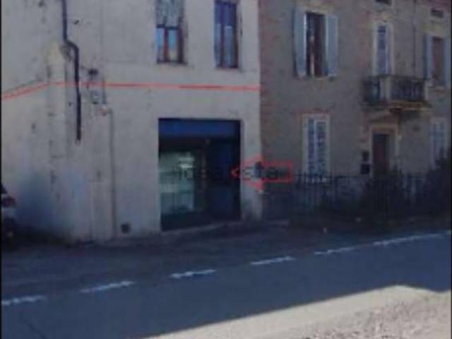 Locali o capannoni in vendita di 93 m² in Via Tommaso Perelli