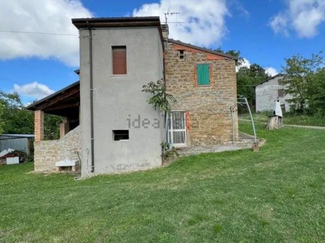 Locali o capannoni in vendita di 93 m² in Via Campore