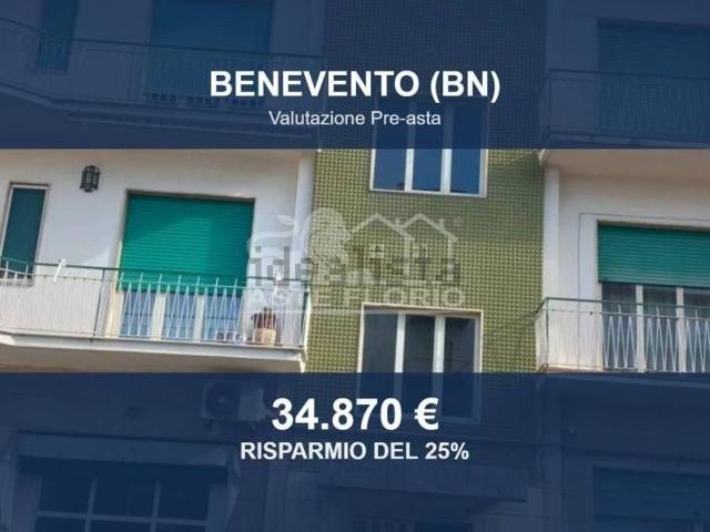 Locali o capannoni in vendita di 93 m² in Via Maria Pacifico, 17
