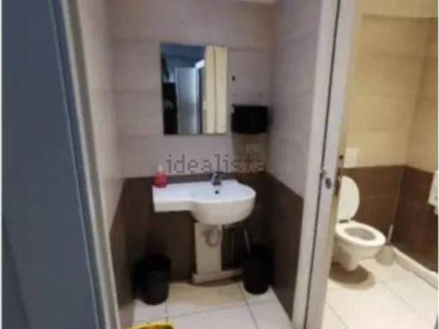 Locali o capannoni in vendita di 95 m² in Piazza Vittorio Emanuele, 41
