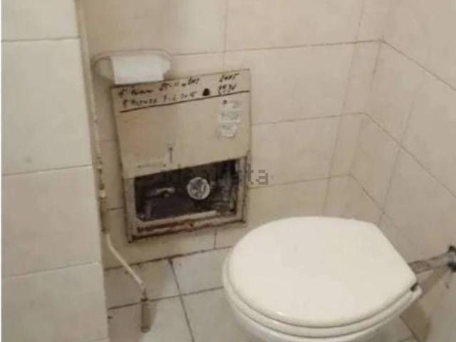 Locali o capannoni in vendita di 98 m² in Via Trieste, 152