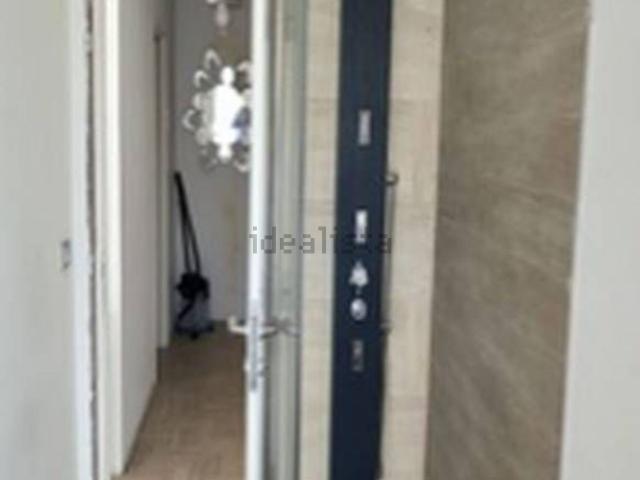 Locali o capannoni in vendita di 98 m² in Via Sesto Pompeo