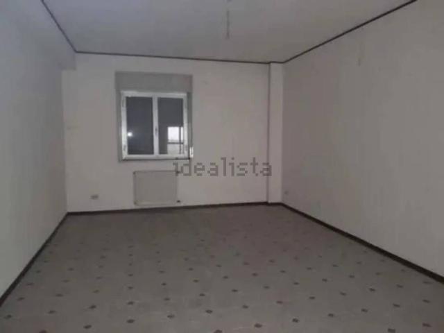 Locali o capannoni in vendita di 108 m² in Via Gabriele Amico Valenti