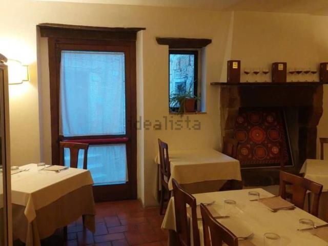 Locali o capannoni in vendita di 108 m² in Via Zuccarelli, 42