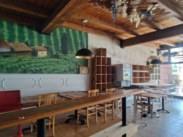 Locali o capannoni in vendita di 113 m² in Via Vicenza, 50