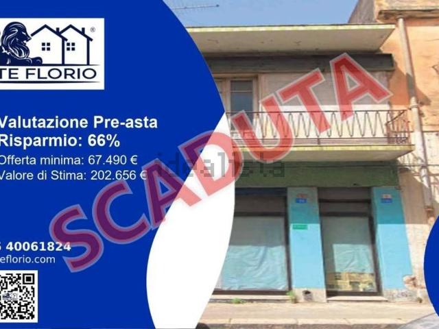 Locali o capannoni in vendita di 116 m² in Via Paolo Cassar Scalia