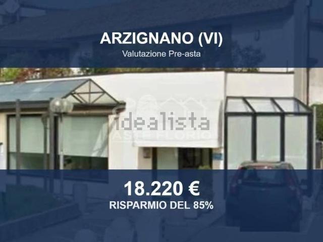 Locali o capannoni in vendita di 124 m² in Corso Giuseppe Garibaldi, 36