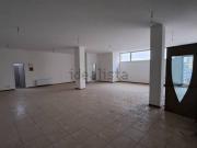 Locali o capannoni in vendita di 126 m² in Galleria Nazioni Unite, 21
