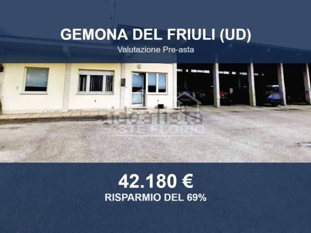 Locali o capannoni in vendita di 128 m² in Via Vegliato, 10