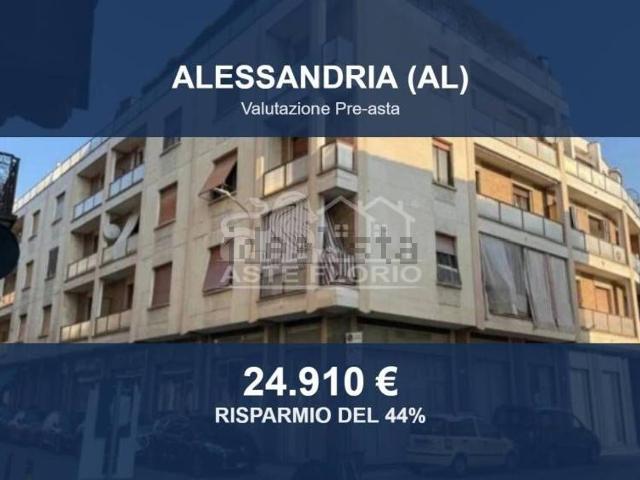 Locali o capannoni in vendita di 129 m² in Via Faà di Bruno Emilio, 60
