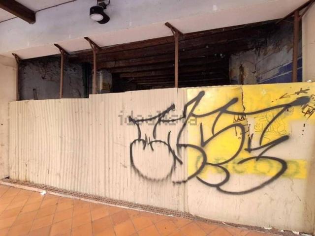 Locali o capannoni in vendita di 130 m² in Via Cavour, 65