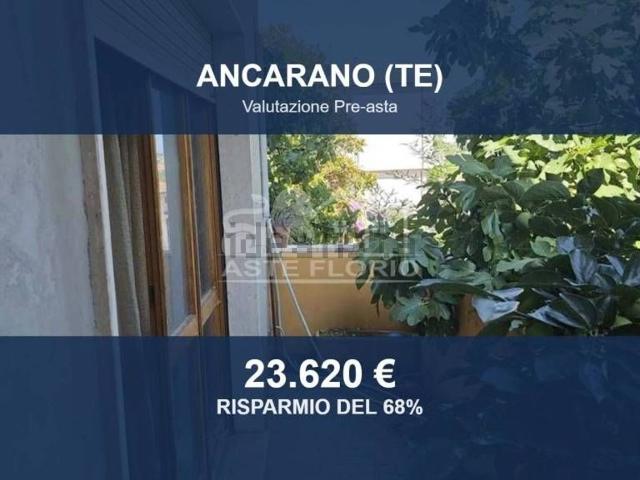 Locali o capannoni in vendita di 134 m² in Viale Madonna della Misericordia, 53