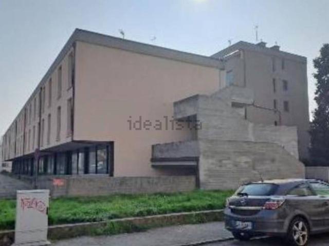 Locali o capannoni in vendita di 138 m² in Viale Giacomo Puccini, 16
