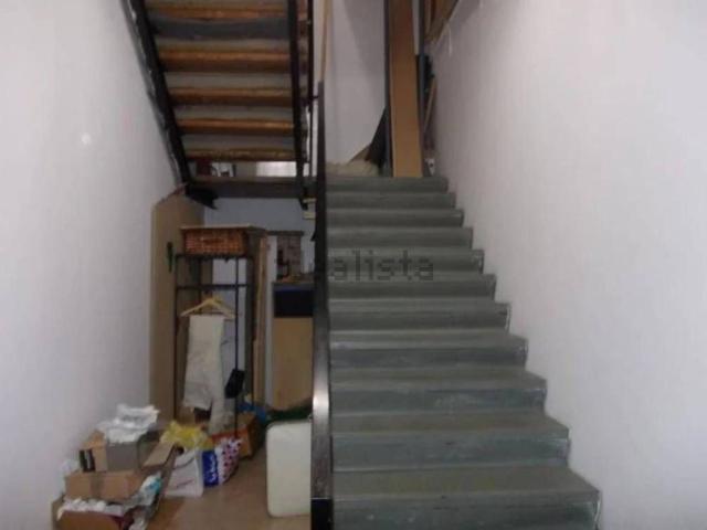 Locali o capannoni in vendita di 139 m² in Via Faà di Bruno Emilio, 60