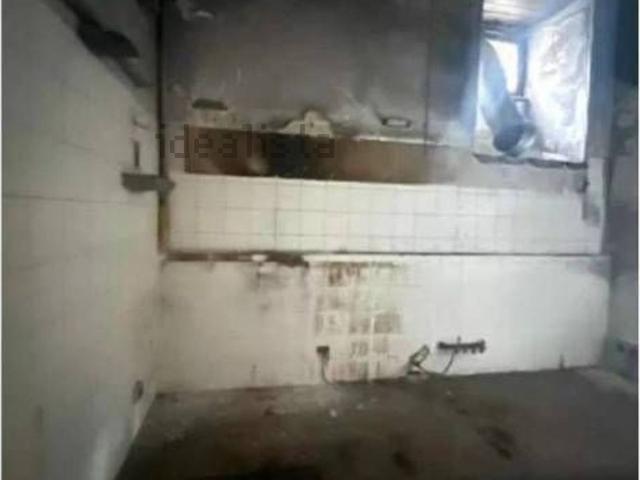 Locali o capannoni in vendita di 170 m² in Largo Gualtieri, 2