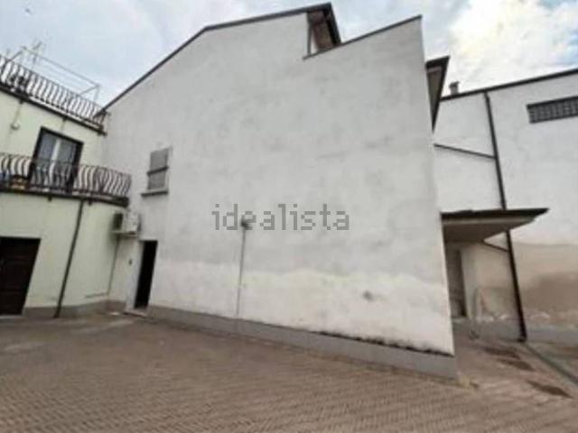 Locali o capannoni in vendita di 205 m² in Corso Giacomo Matteotti, 9