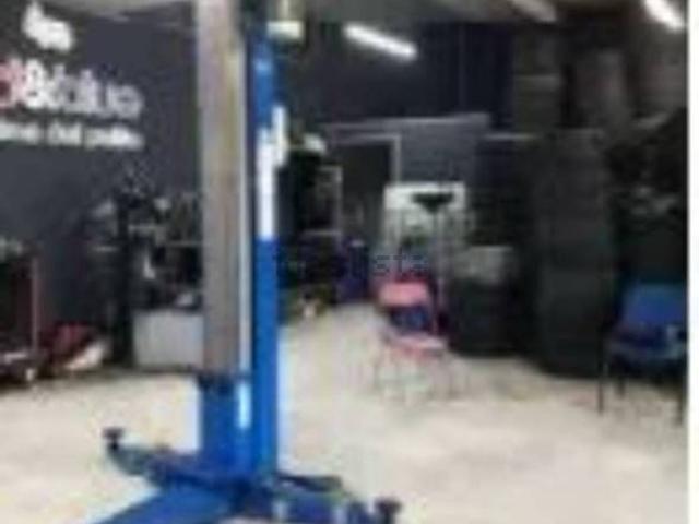 Locali o capannoni in vendita di 220 m² in Strada Comunale della Mattina
