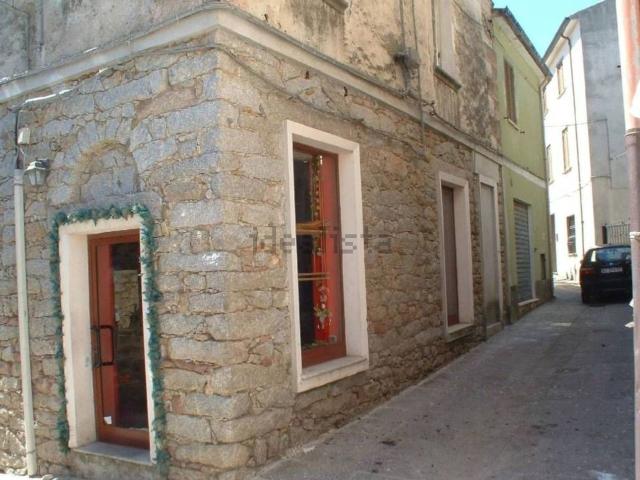 Locali o capannoni in vendita di 223 m² in Via Margherita