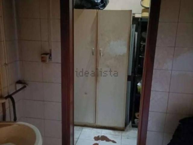 Locali o capannoni in vendita di 224 m² in Via Madonie, 15