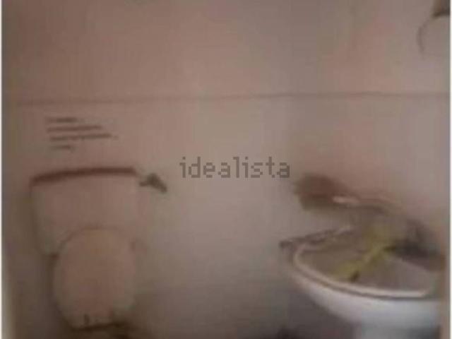 Locali o capannoni in vendita di 229 m² in Via Bartolomeo Augugliaro