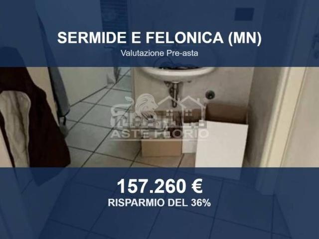 Locali o capannoni in vendita di 247 m² in Via G. Amendola, 25