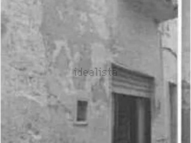 Locali o capannoni in vendita di 25 m² in Via Perna, 47