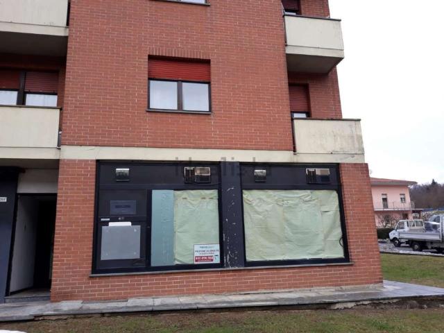 Locali o capannoni in vendita di 262 m² in Via Provinciale