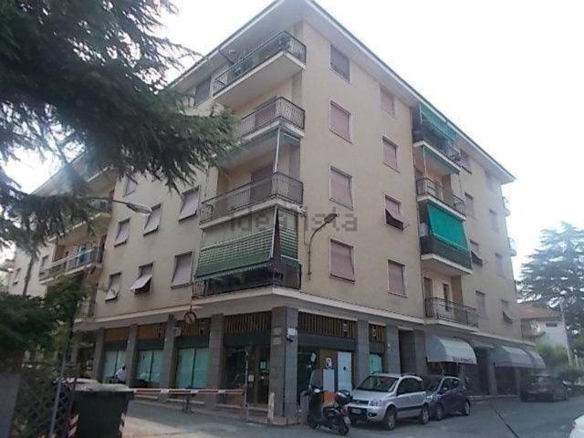 Locali o capannoni in vendita di 277 m² in Via Michele Pittavino