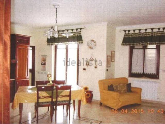 Locali o capannoni in vendita di 303 m² in Contrada Mandrazzi