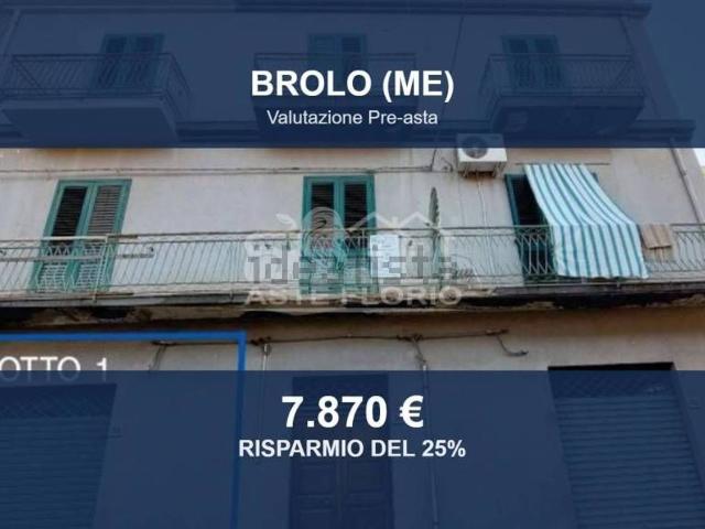 Locali o capannoni in vendita di 30 m² in Via Trento, 28