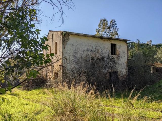 Locali o capannoni in vendita di 360000 m²