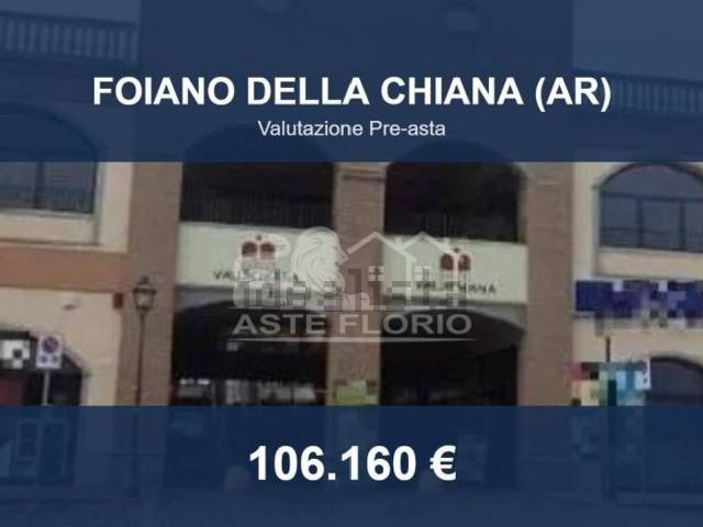 Locali o capannoni in vendita di 360 m² in Via delle Farniole, 36