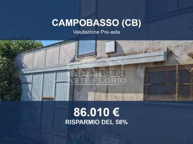 Locali o capannoni in vendita di 382 m² in Contrada San Vito, 22