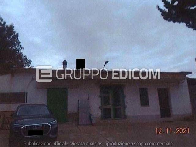 Locali o capannoni in vendita di 386 m² in Via Vittorio Emanuele