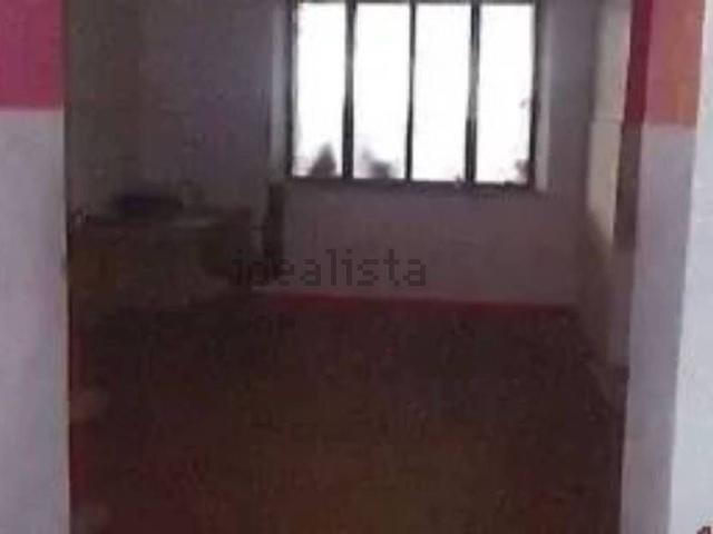 Locali o capannoni in vendita di 386 m² in Strada Comunale Brazzano