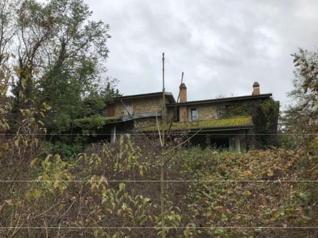 Locali o capannoni in vendita di 388 m² in Via Giovanni Pascoli