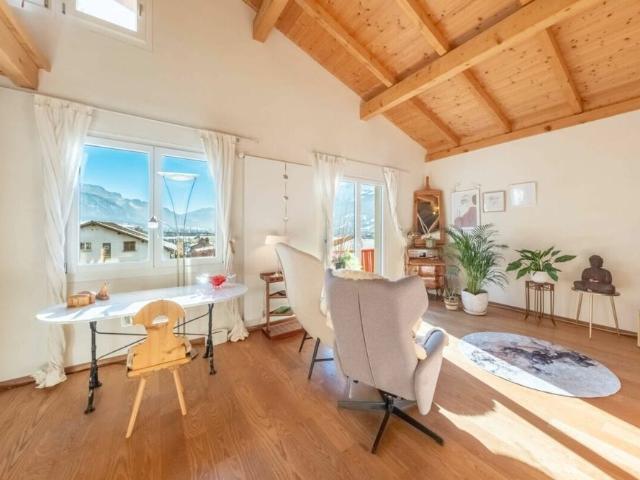 Einzigartiges 5.5 bis 6.5 Zimmer Einfamilienhaus in Malans BEFRISTET